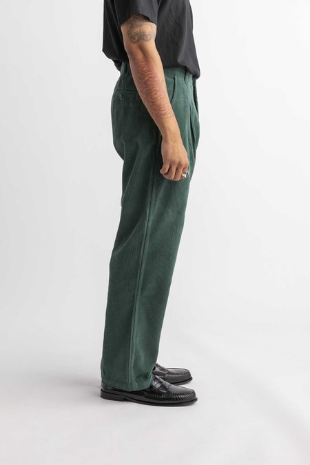 General Admission Midtown Pleated Corduroy Pant - Green