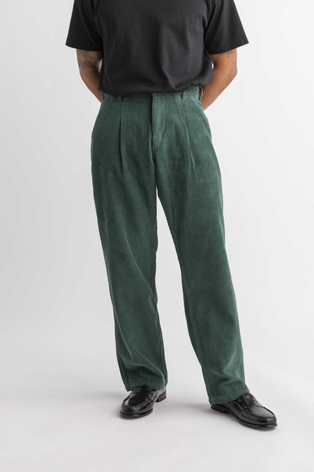 General Admission Midtown Pleated Corduroy Pant - Green